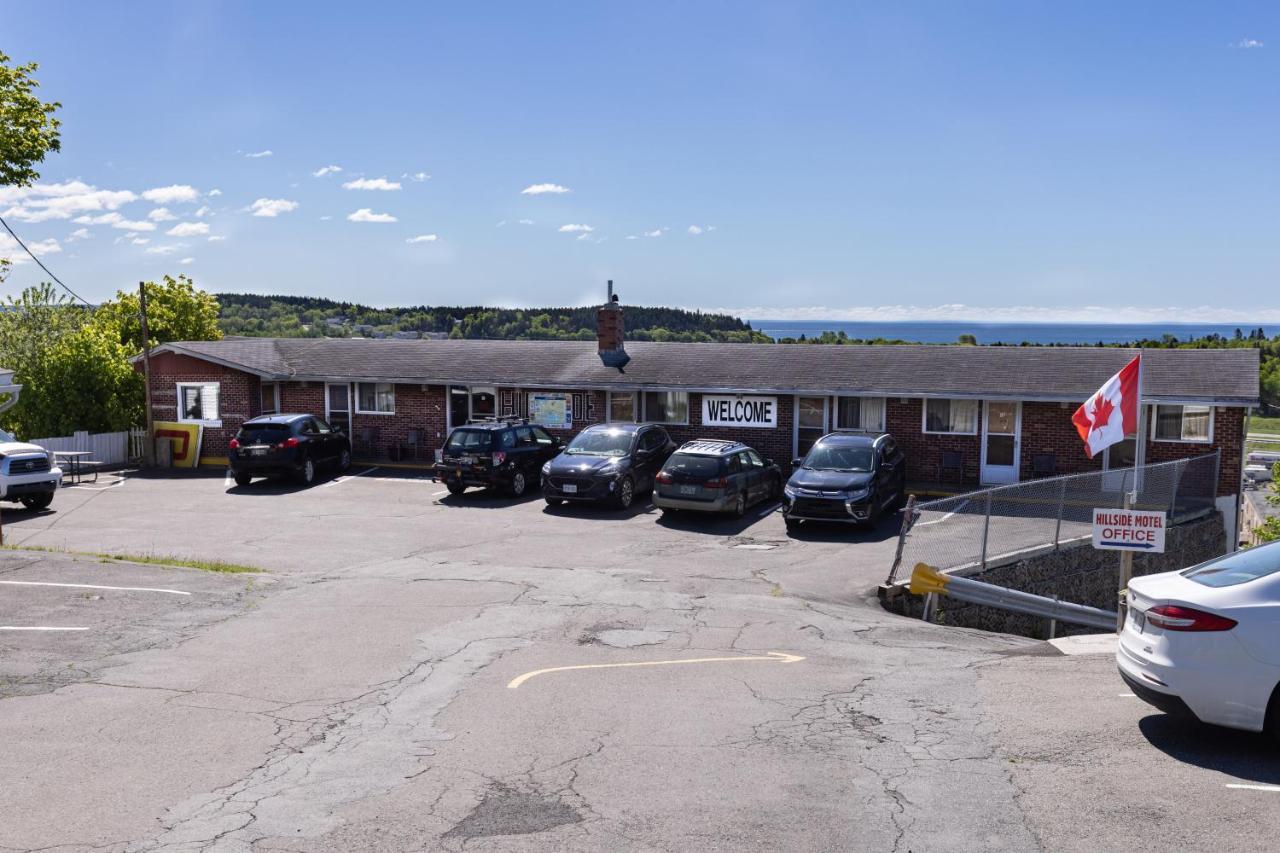 Hillside Motel Сент-Джон Экстерьер фото