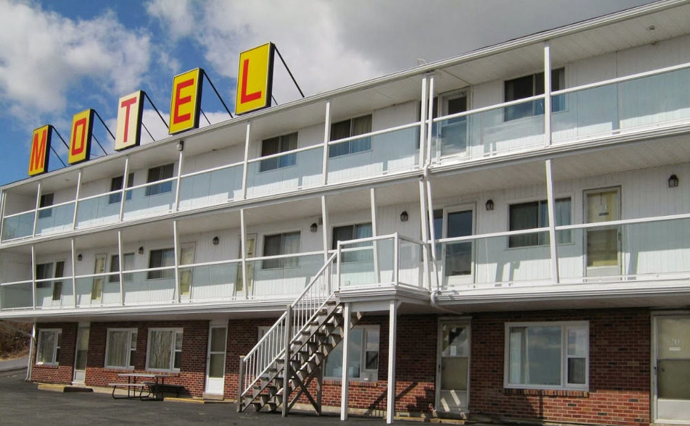 Hillside Motel Сент-Джон Экстерьер фото
